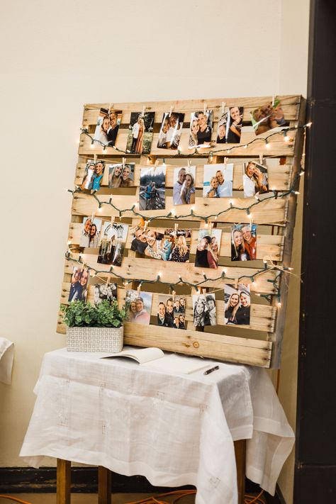 Twine Photo Display Clothespins, Photo Board At Wedding, 18th Photo Board Ideas, Pallet Wedding Photo Display, Pallet Picture Display Wedding, Wood Pallet Photo Display, Pallet Photo Board, Picture Board Wedding, Wedding Picture Board