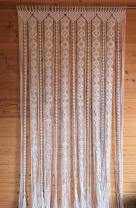 Macrame Window Curtain, Rideaux Boho, Macrame Door Curtain, Art Macramé, Pola Macrame, Macrame Chairs, Macrame Wedding Backdrop, Macrame Wedding, Macrame Wall Hanging Patterns