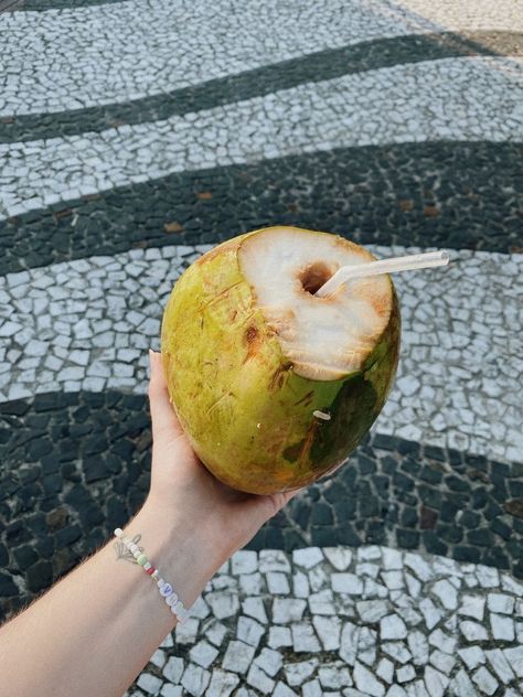 #instagram #praia #coconut #aguadecoco #sea #mar #aesthetic Coco Aesthetic, Mar Aesthetic, Coco, Coconut, Fruit, Instagram