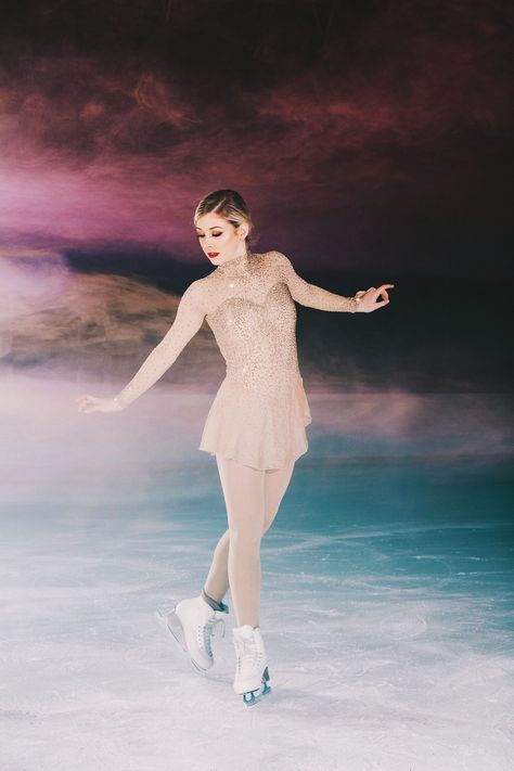 Gracie Gold Ice Skating Photography, Ashley Cain, Yulia Lipnitskaya, Gracie Gold, Skating Pictures, Spin Out, Ice Skates, Female Figure, Fairy Godmother