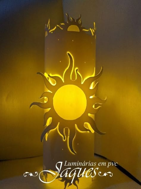 Luminaria em pvc Sol Lantern Diy Ideas, Pvc Pipe Crafts, Rapunzel Party, Paper Bag Crafts, Boho Art Drawings, Lantern Ideas, Paper Christmas Decorations, Pipe Cleaner Crafts, African Art Paintings