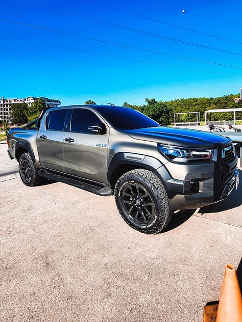 Toyota Hilux 4x4 Modified 2020, Hilux 4x4 Modified, Toyota Hilux 4x4 Modified, Toyota Hilux Invincible, 4x4 Modified, Toyota Hilux 4x4, Hilux 4x4, Cars Modified, Jacob Zuma