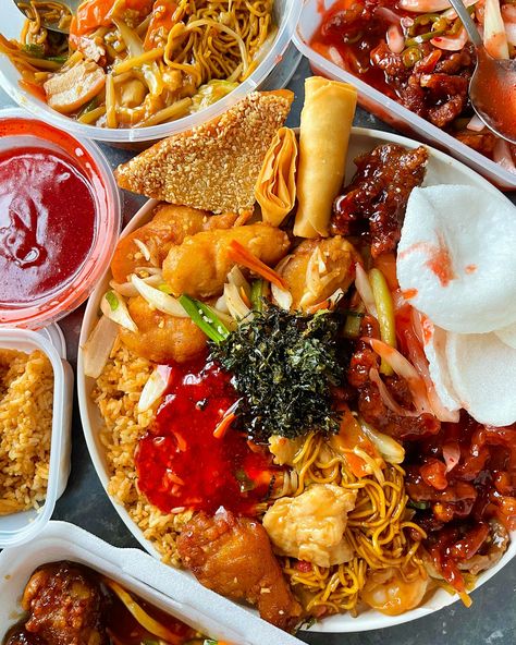 Chinese Takeaway Recipes, Ribs Bbq Sauce, Salt Pepper Chicken, Crispy Chilli Beef, Manchester Food, Pepper Chicken Wings, Prawn Toast, Won Ton, Chicken Balls