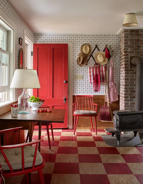 Checkered Flooring, Country Chic Kitchen, Beautiful Front Doors, Checkerboard Floor, French Country Kitchens, Linoleum Flooring, French Country Kitchen, Front Door Colors, Red Kitchen