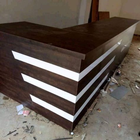 Kirana Shop Counter Design, Cauntar Table, Counter Table Design Shop, Restaurant Counter Design, Mica Design, Cash Counter Design, Store Counter Design, Wooden Reception Desk, Office Counter Design