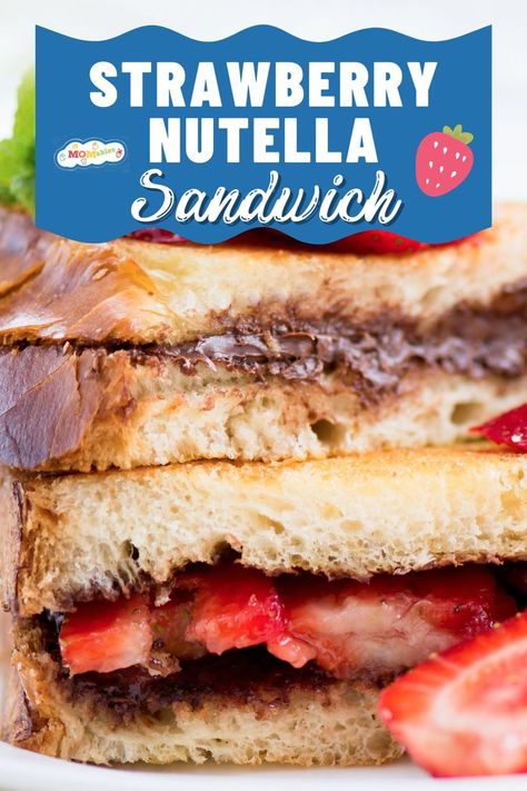 nutella strawberry sandwich Nutella Sandwich Recipes, Strawberry Sandwich, Nutella Sandwich, Strawberry Nutella, Sandwhich Recipes, The Lunchbox, Ham And Cheese Sandwich, School Treats, Simple Sandwiches