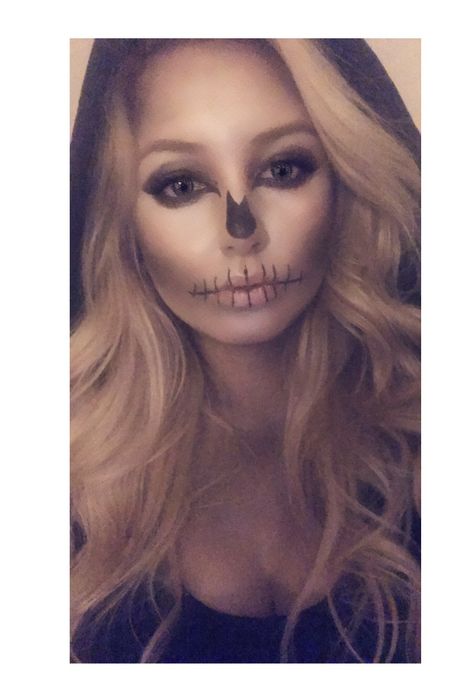 Halloween makeup / skeleton makeup / grim reaper makeup / makeup Female Grim Reaper Makeup, Easy Grim Reaper Makeup, Girl Grim Reaper Makeup, Grim Reaper Makeup Female, Reaper Makeup, Grim Reaper Makeup, Halloween Makeup Skeleton, Grim Reaper Halloween Costume, Female Grim Reaper