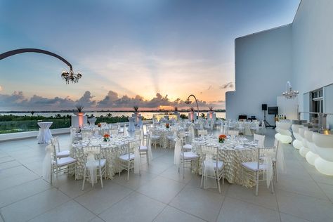 destination wedding inspiration | wedding venue inspiration | destination wedding details | destination wedding ideas | Palace Resorts weddings Moon Palace Cancun Wedding, Live Aqua Cancun, Moon Palace Jamaica, Destination Wedding Details, Mexico Beach Weddings, Moon Palace Cancun, Wedding Resorts, Honeymoon Wish, Cancun Destination Wedding