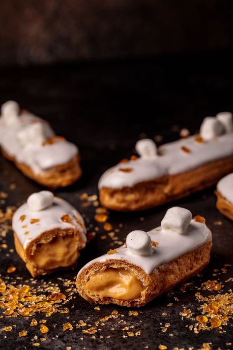 Potato Pastry, Sweet Potato Marshmallow, Icing Glaze, Marshmallow Icing, Sweet Potatoes With Marshmallows, Pastry Cream Filling, Eclair Recipe, Caramel Crunch, Pastry Cream