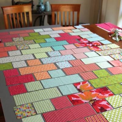 Plus Quilt, Quilt Modernen, Patchwork Quilting, Diy Quilt, Scrappy Quilts, Quilting Tips, Quilting Tutorials, Quilting Crafts, Quilt Tutorials