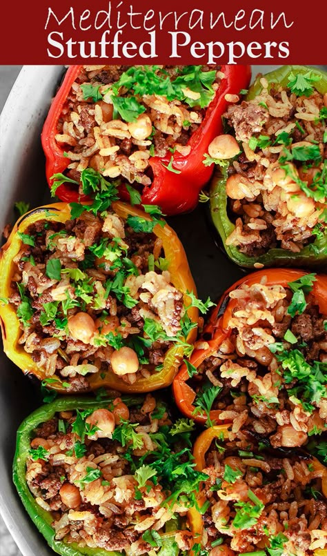 Mediterranean Stuffed Peppers, Greek Stuffed Peppers, Mediterranean Recipes Healthy, Stuffed Peppers Recipe, Mediterranean Diet Recipes Dinners, Diy Easy Recipes, The Mediterranean Dish, Easy Mediterranean Diet, Mediterranean Diet Meal Plan