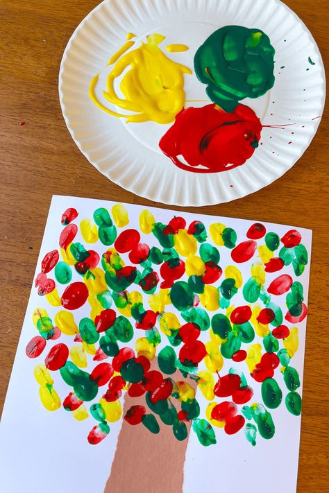 Fingerprint Apple Trees - Preschool Art - Friends Art Lab Apples Preschool Activities Art, Preschool Finger Painting, Fingerprint Apple Tree, Apple Tree Toddler Craft, Apples Art Preschool, Apple Fingerprint Craft, Fall Festival Ideas Preschool, Apple Tree Art Preschool, Apple Tree Activities Preschool