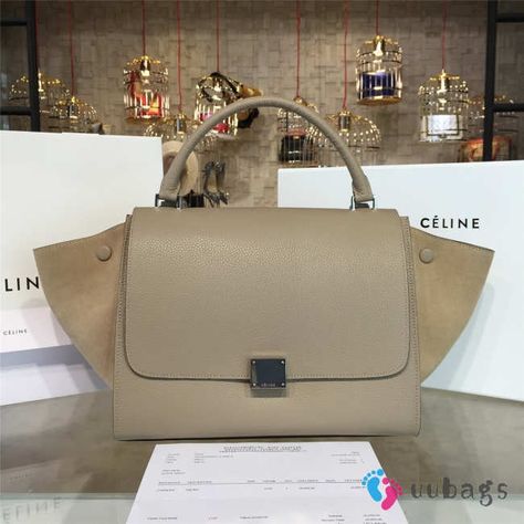 Celine Trapeze 941 - uubags.org Celine Micro Luggage, Celine Micro, Celine Trapeze, Loewe Puzzle, Bvlgari Serpenti, Shot Photo, Fendi Baguette, Burberry Wallet, Valentino Rockstud