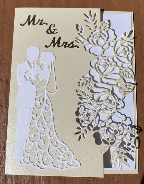 Wedding Card Writing, Stampin Up Wedding Cards, Digital Wedding Card, Traditional Henna, Rustic Wedding Cards, Wedding Day Cards, Card Design Handmade, Paper Quilling Patterns, Diy Wedding Gifts