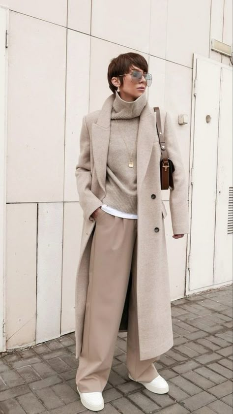 Monochromatic Fashion, Monochromatic Outfit, Mode Casual, Coat Outfits, Looks Chic, 가을 패션, Work Outfits Women, Autumn Outfit, Winter Fashion Outfits