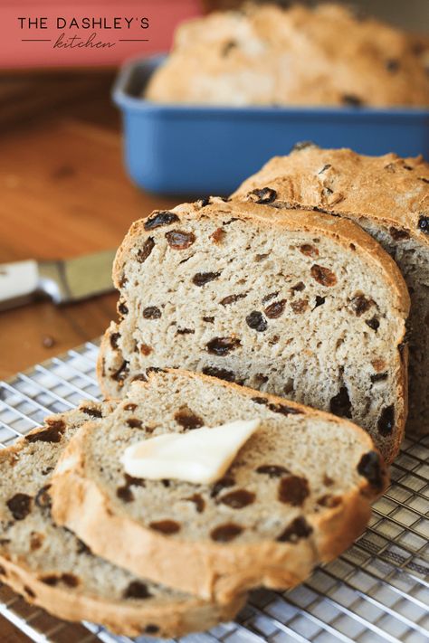 Make your mornings sweeter by starting your day with a slice of delicious Cinnamon Raisin Bread. With a fluffy center and golden exterior every slice is loaded with sweet cinnamon flavor and juicy plump raisins. This easy, no knead bread is foolproof! Delicious and simple it is the perfect recipe for beginning bakers. Keto Raisin Bread, Golden Raisin Bread, Bread Machine Recipe Cinnamon Raisin, Mimi’s Carrot Raisin Bread, Cinnamon Raisin Bread Recipe Machine, Healthy Raisin Bread, Easy Cinnamon Raisin Bread, Raisin Bread Recipe Homemade, Homemade Raisin Bread