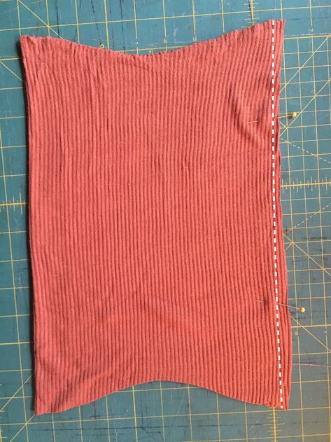 Turtleneck Tutorial – Skirt Fixation