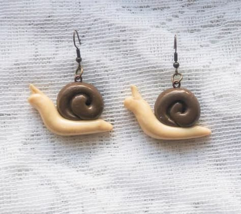 Snail Earrings, Silly Earrings, Weird Aesthetic, Crazy Earrings, Cute Snail, Homemade Earrings, Handmade Clay Jewelry, Tanah Liat, Funky Earrings