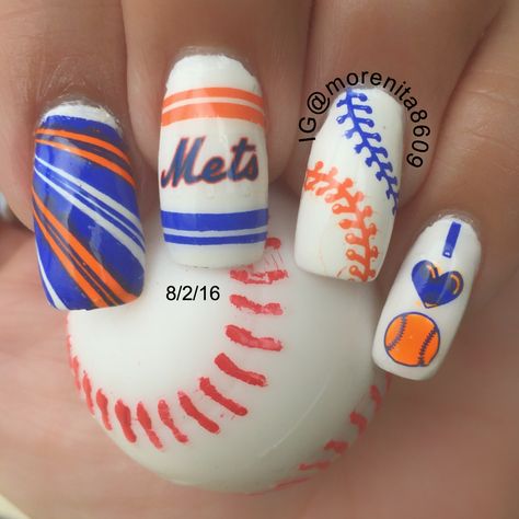 ⚾️ Baseball Nails ⚾️ New York Mets #mets #baseball #mlb #nails #metsnails Ny Mets Nails, Mets Nails, Nails New York, Baseball Nail Designs, Baseball Nails, Sports Nails, Subway Series, Nyc Nails, Mets Baseball