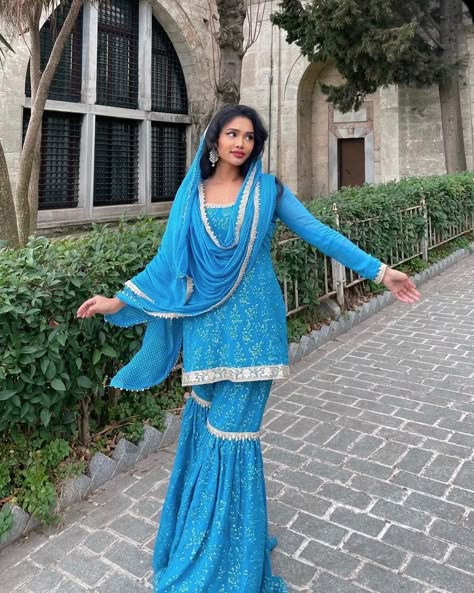 Sonam Bajwa Blue Sharara Suit, Satin Punjabi Suit, Punjabi Traditional Dress, Simple Punjabi Suits, Simple Sharara, Blue Punjabi Suit, Punjabi Suits For Wedding, Blue Salwar Suit, Punjabi Sharara Suits