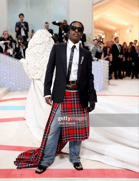 Asap Rocky Met Gala 2023, Asap Rocky Met Gala, Gala Outfits, Met Gala Outfits, Gala Outfit, Asap Rocky, Fashion Icons, Funky Fashion, Themed Outfits