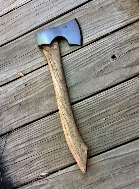 Hatchet Handle, Wood Art Projects, Cool Knives, Knife Sheath, Hammers, Saws, Axes, Bushcraft, Blacksmithing