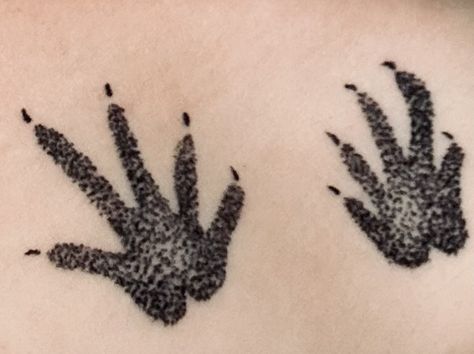 Bearded Dragon Paw Print Tattoo, Small Bearded Dragon Tattoo, Reptile Tattoo, Body Expressions, Bearded Dragon Tattoo, Claw Tattoo, Lizard Tattoo, Dragon Tattoo Ideas