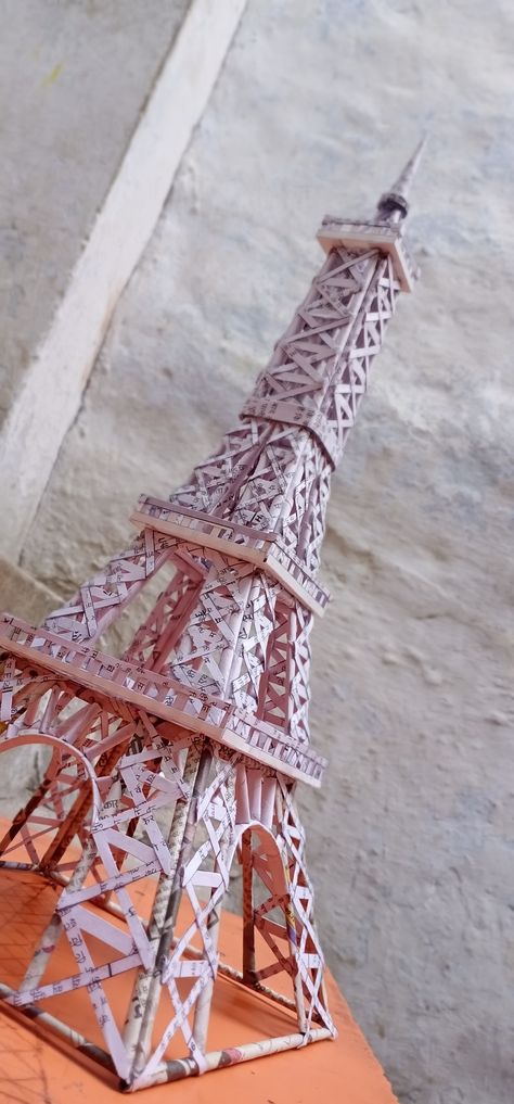 Eiffel tower news paper craft Paper Eiffel Tower, News Paper Craft Ideas, News Paper Craft, Diy Eiffel Tower, Paper Tower, Newspaper Crafts Diy, Paper Wall Hanging, Newspaper Crafts, Wall Hanging Crafts