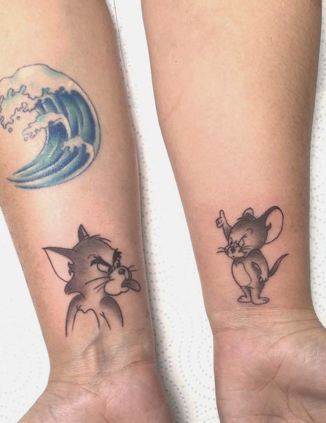 Tom N Jerry Tattoo, Tazmania Devil Tattoo, Tom And Jerry Tattoos, Tom And Jerry Tattoo Ideas, Duo Tattoo Ideas, Bff Matching Tattoos, Tom And Jerry Tattoo, Duo Tattoo, Partner Tattoos