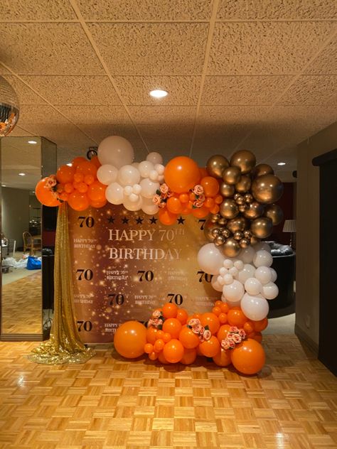 Orange, white and gold balloons garland for 70th birthday Orange And Gold Balloon Garland, Orange And Gold Balloon Arch, Orange Gold And Cream Party, Orange And White Balloon Arch, Orange And Gold Birthday Party, Orange And White Birthday Decorations, Orange And White Party Decor, Orange White And Gold Decorations, Orange Birthday Decor