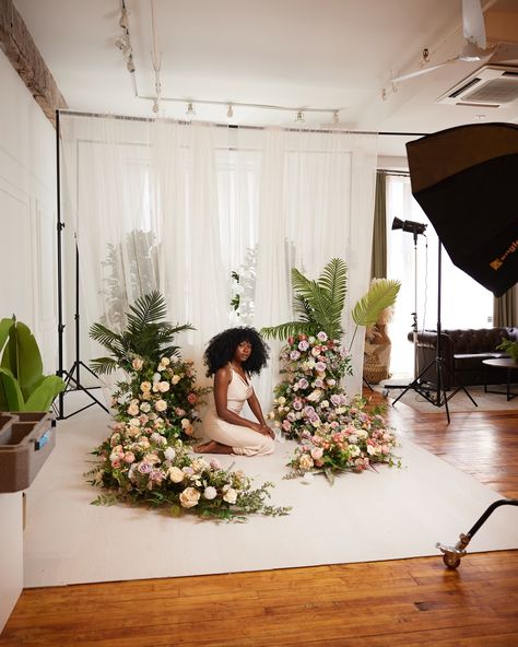 Afro Floral… Model @saiibatu Styling , Set Design and Photography @williamssophia15 Studio @lightstudionyc Camera Canon EOS R5 +RF 24-70 #NYCPhotographer #NewYork #nycmodel #nycstudio Studio Photoshoot Decor Ideas, Floral Photoshoot Ideas Studio, Studio Photography Ideas Decoration, Flower Studio Photoshoot, Photo Set Up Ideas, Plant Photoshoot Ideas, Flower Photoshoot Black Women, Floral Photoshoot Ideas, Flower Photoshoot Creative