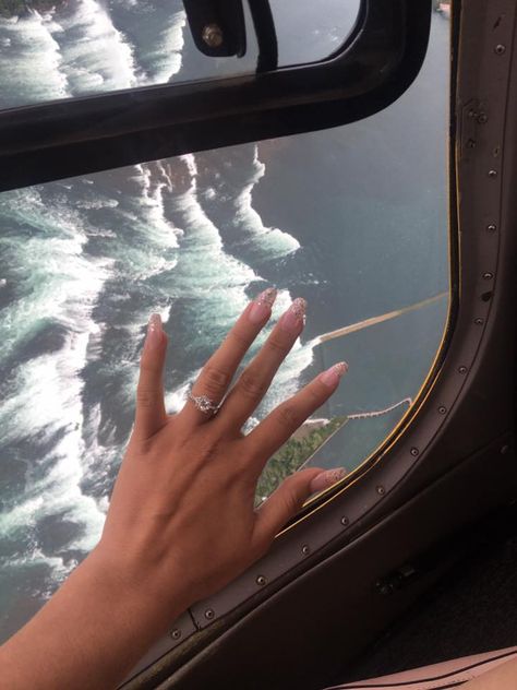 Niagara Falls Proposal, Proposal Aesthetic Faceless, Plane Proposal, Helicopter Proposal, Airplane Wedding, Dream Proposal, Engagement Announcement Photos, Luxury Helicopter, Airplane Photos