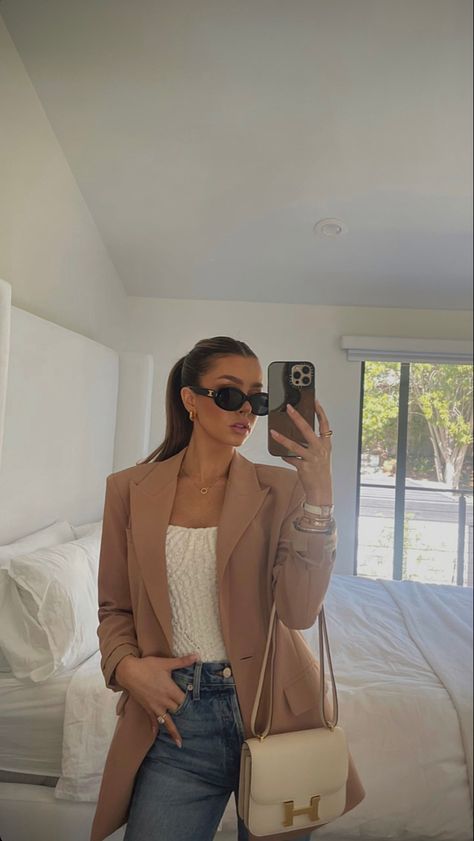 Sierra Furtado Outfits, Sierra Furtado, Spring Fashion Outfits, Instagram Ideas, Outfit Aesthetic, Outfit Inspo Fall, Fashion Outfit, Spring Summer Outfits, Blazer Coat