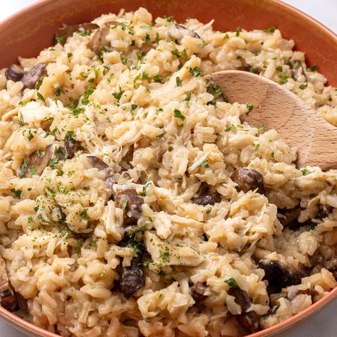 88 Easy One-Pot Meals for Busy Days Creamy Chicken Risotto, Chicken Risotto, Blue Cheese Dip, Roasted Apples, Easy One Pot Meals, Wine Tasting Party, Tossed Salad, One Pot Dishes, Steak Salad