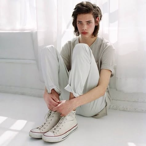 erin mommsen Erin Mommsen, Male References, Androgynous Hair, Male Pose Reference, Sitting Poses, Drawing Stuff, Androgynous Fashion, Body Reference, Body Poses