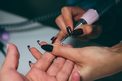 Looking for a nail drill to take your at-home manicures to the next level? We researched the top picks on the market to help you choose the right one. Nail Kits For Beginners, Acrylic Nail Kits, Drill Video, Best Nail Drill, Nails Kits, Gel Nail Light, Nail Kits, Nail Equipment, Nail Dust Collector