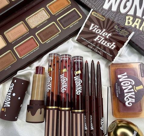 Sheglam Collection, Sheglam Products, Wonka Makeup, Cute Makeup Hacks, Sheglam Makeup, Brown Liquid Lipstick, Chocolate Makeup, Chocolate Girl, Wonka Chocolate