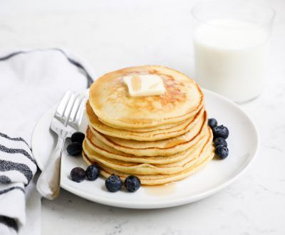 Ricotta pancakes Easy Ricotta Pancakes, Basic Pancake Recipe, Best Crepe Recipe, Easy Christmas Breakfast, Basic Pancakes, Easy Crepe Recipe, Lemon Ricotta Pancakes, Ricotta Pancakes, Ricotta Recipes