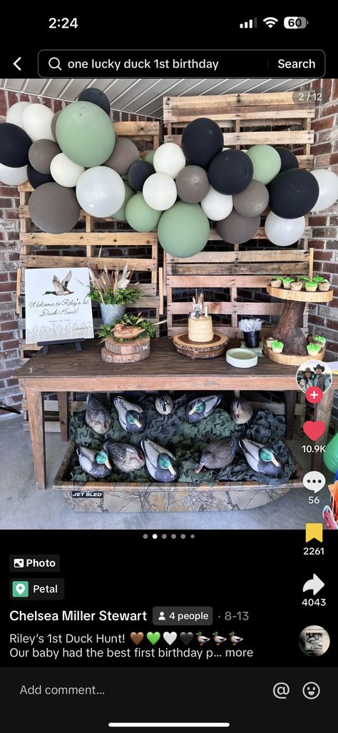 Duck Hunt First Birthday, Mallard Duck Balloon Arch, Duck Hunting Shower Theme, Duck Hunt Birthday Party, Duck Hunting 2nd Birthday, Duck Hunting Gender Reveal Party, Duck Hunter Birthday Party, Duck Hunting Party Ideas, Mallard Duck Party Ideas