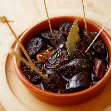 Chorizo Poached in Red Wine Recipe - Claire Johnston, Jim German Red Wine Recipe, Simple Snacks, Wine Recipe, Easy Snacks, Wine Recipes, Red Wine, Serving Bowls, Snacks, Restaurant