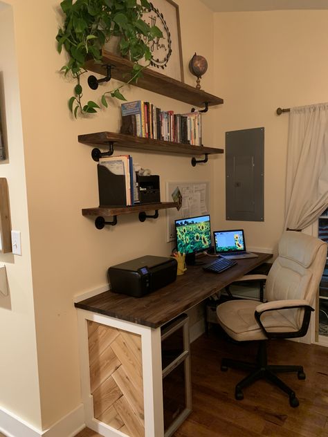 Small area desk with open shelves Computer Desk In Bedroom Master, Shelves Above Computer Desk, Open Shelving Above Desk, Bookshelf For Desk, Book Shelf Above Desk, Bookshelf Above Desk, Desk Setup With Shelves, Shelving Above Desk, Above Desk Shelves