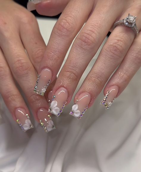 Nails Inspo Rhinestones, Bling Acrylic Nails Short, Short Nail Designs Wedding, Silver Quince Nails, Acrylic Nails With Rhinestones, Short Quince Nails, Quince Nails, Sheer Nails, Spring Acrylic Nails