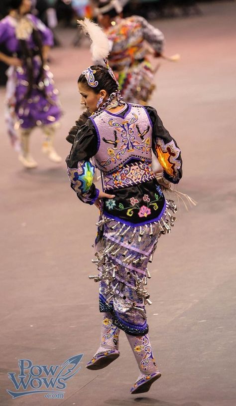 Native American with jingle skirt Native American Jingle Dress, Jingle Dancer, Jingle Dress Dancer, Powwow Outfits, Native Regalia, Fancy Shawl, Native American Dance, Native American Dress, Powwow Regalia