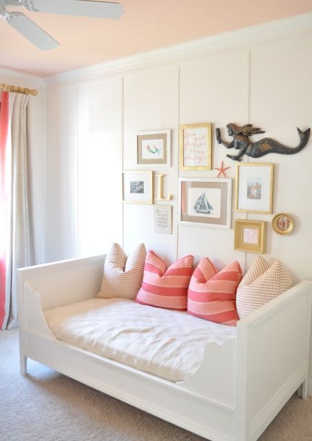 Peach Ceiling, Toddler Daybed, Cozy Daybed, Girls Daybed, Nursery Details, Daybed Room, Pink Ceiling, Diy Daybed, Girl Bed