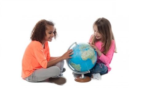 How to teach global citizenship to kids as seen on @MKBlogs #MKBKids Student Teaching Gifts, Teaching English Language Learners, Teacher Appreciation Quotes, Academic Language, Struggling Students, Social Studies Teacher, Social Studies Lesson, Appreciation Quotes, Elementary School Students