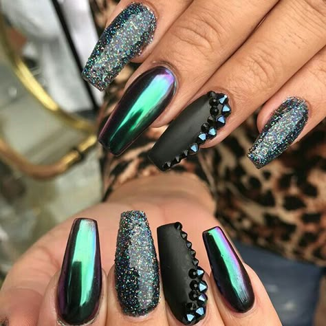 instagram - saminashortyali ♡ pinterest - @SaminaAli1992 Chrome Nail Art, Chrome Nails Designs, Mirror Nails, Green Nail Designs, Green Nail, Her Nails, Nail Swag, Dark Nails, Get Nails