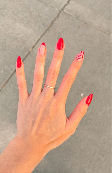 Red Nail Summer Designs, Classic Red Nails Design, Red Nails Vacation, Red Acrylic Nails Summer, Cute Red Summer Nails, Red Festival Nails, Red Nail Summer, Red Nail With Design, Red Design Nails Acrylic