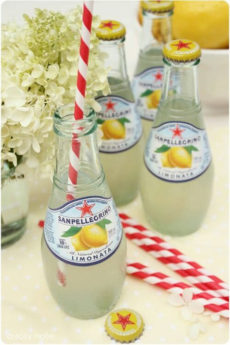 Italian Lemonade, Italian Dinner Party Decorations, Italian Bridal Showers, Italy Party, Italian Themed Parties, Italian Dinner Party, Italian Night, Italian Party, Fun Straws