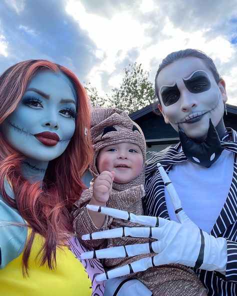 Couples Halloween Costume Jack And Sally, Father And Son Costumes, Jack Sally And Zero Costumes, Boy And Mom Halloween Costume, Family Halloween Costume Ideas For 3, Halloween Costumes Ideas For Family Of 3, Nightmare Before Christmas Halloween Costumes Family Photo, Tim Burton Family Costumes, Nightmare Before Christmas Family Custom