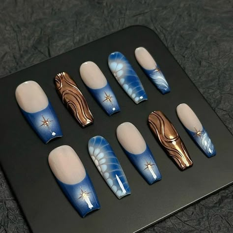 Sept Nails, Handmade Nails, Queen Nails, Nails 3d, Aesthetic Nails, Glow Nails, Y2k Nails, Nail Stuff, Classic Nails